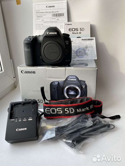 Зеркальный фотоаппарат canon 5 d mark iii