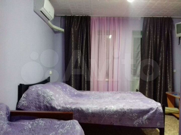 Комната 25 м² в 5-к., 1/1 эт.