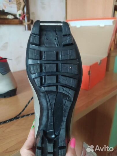 Лыжные ботинки