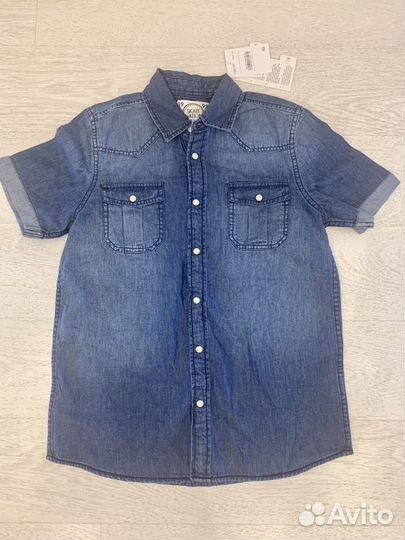 Новая джинсовая рубашка