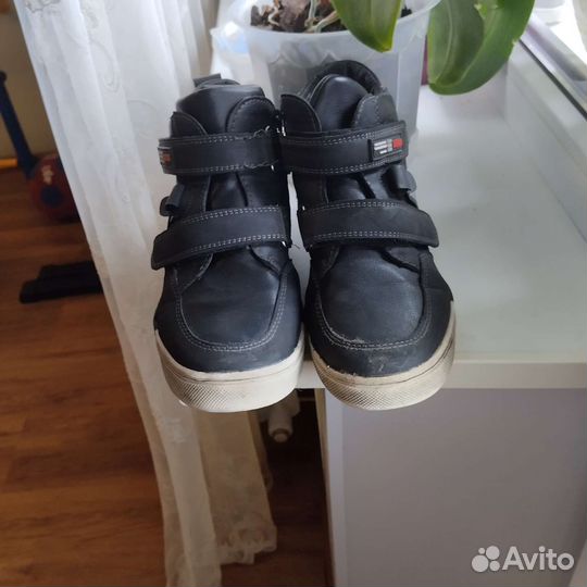 Ботинки детские 33 р