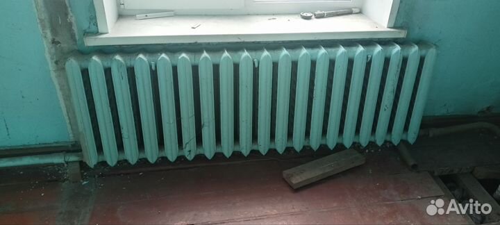 Продам чугунные батареи