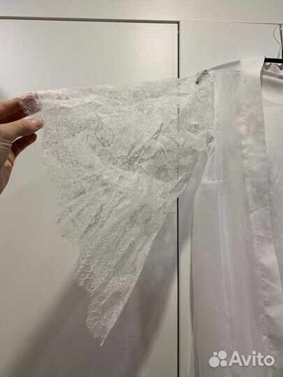 Прозрачный белый халатик