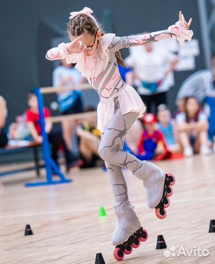 Костюм для фигурного катания, роликов