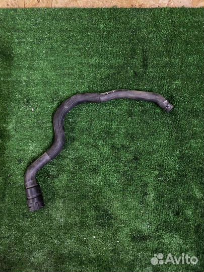 Патрубки расширительного бачка volvo S60 B4204T6