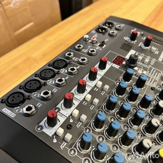 Allen & Heath ZEDi-10FX
