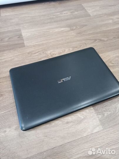 Ноутбук с экраном 17.3, 4 ядерный, ssd