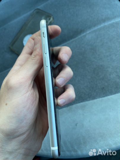 iPhone SE (2020), 128 ГБ