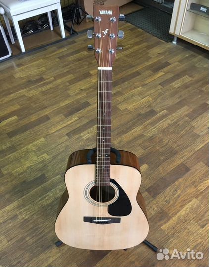 Акустическая гитара Yamaha f310