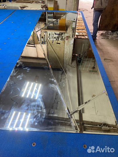 Зеркальное панно