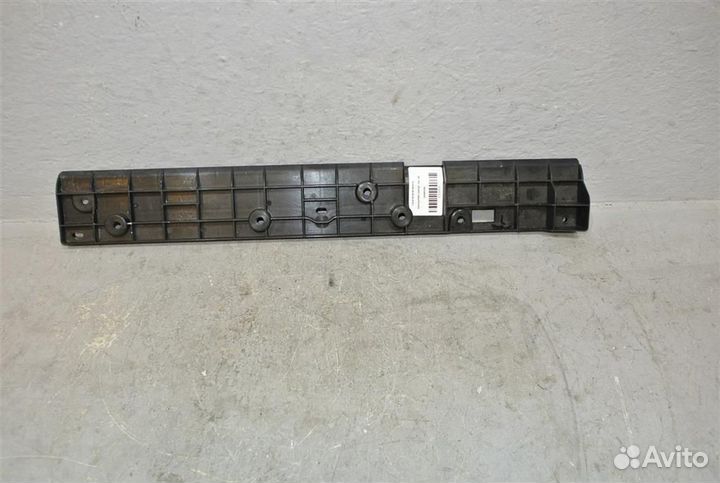 Кронштейн (сопут. товар) Audi A8 D4 4H 2010-2018