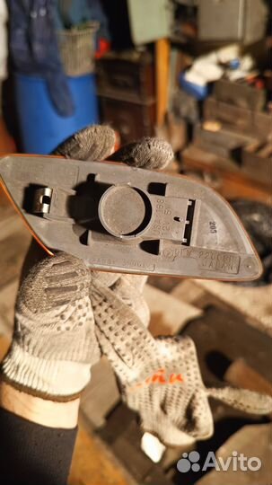 Катафоты передних крыльев Subaru ImprezaGG2