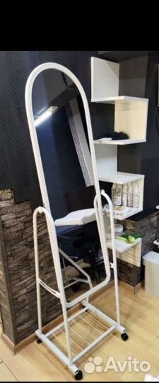 Зеркало на пол