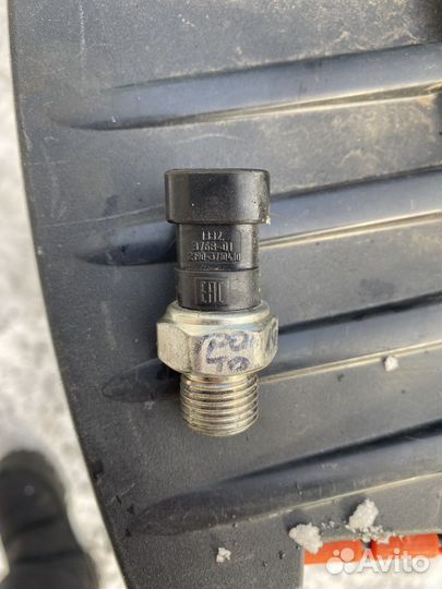 Выключатель заднего хода LADA 2190