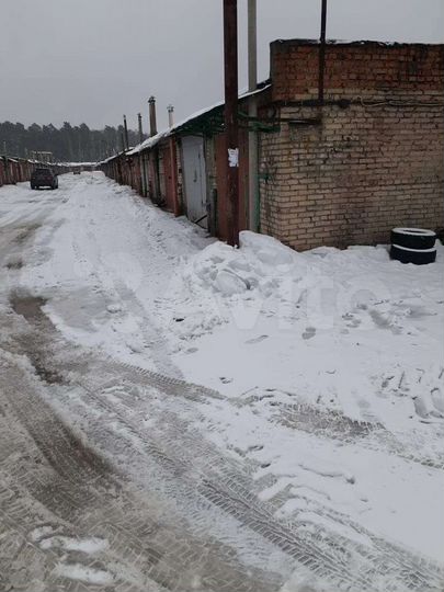 Гараж, > 30 м²