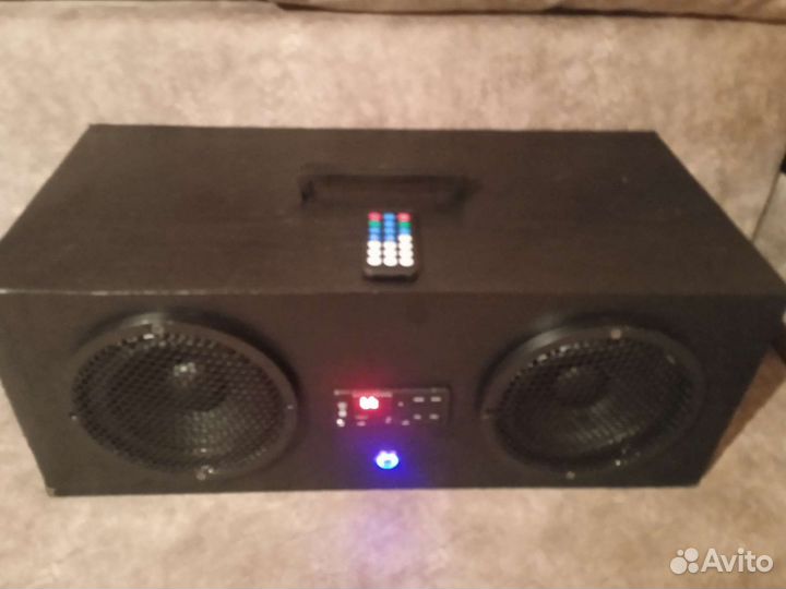 Блютуз колонка