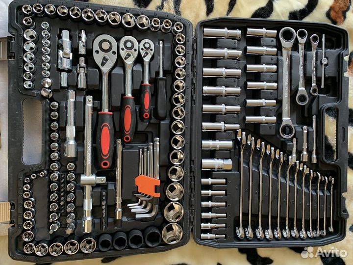 Набор инструментов 151 предмет