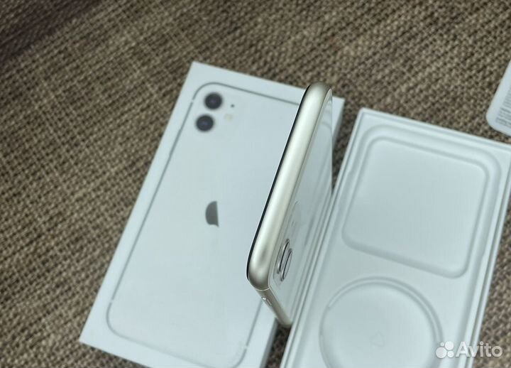 iPhone 11, 256 ГБ
