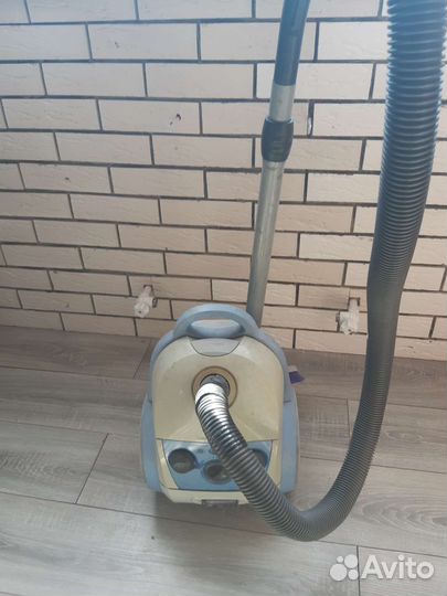 Пылесос Philips