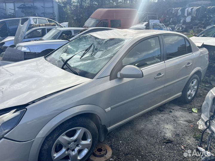 В разборке опель вектра С 2,2