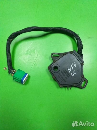 Селектор(ингибитор) АКПП Пежо/Ситроен