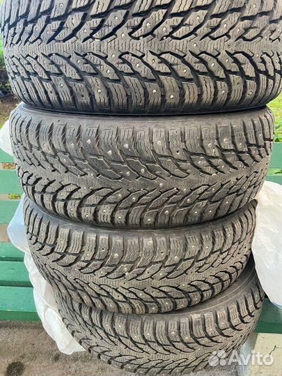 Nokian Tyres Hakkapeliitta 9 SUV 235/60 R18