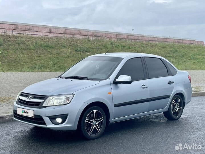 LADA Granta 1.6 МТ, 2013, 150 000 км