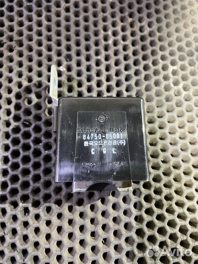 Реле центрального замка Кайрон SsangYong Kyron