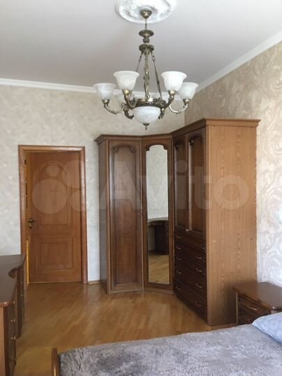 2-к. квартира, 67 м², 5/9 эт.