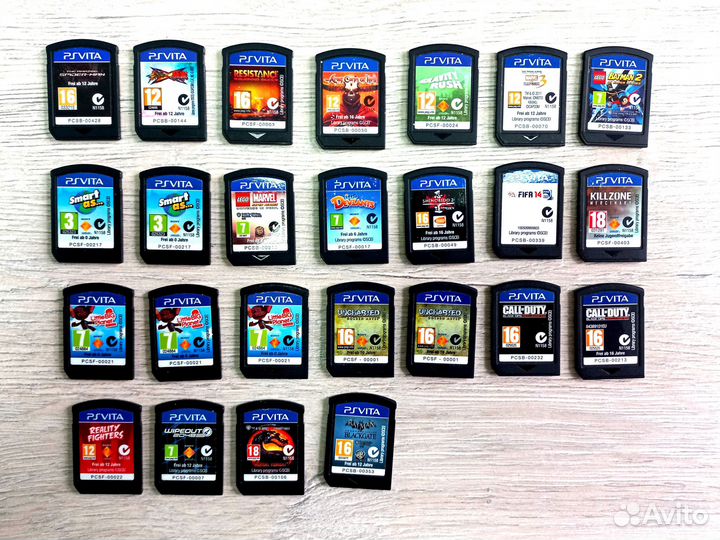 34 картриджа для PS Vita