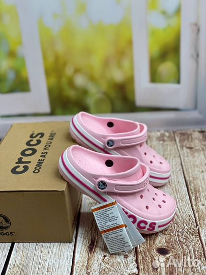 Тапочки crocs женские