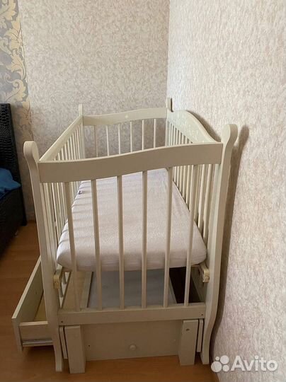 Кроватка детская + матрас и чехол