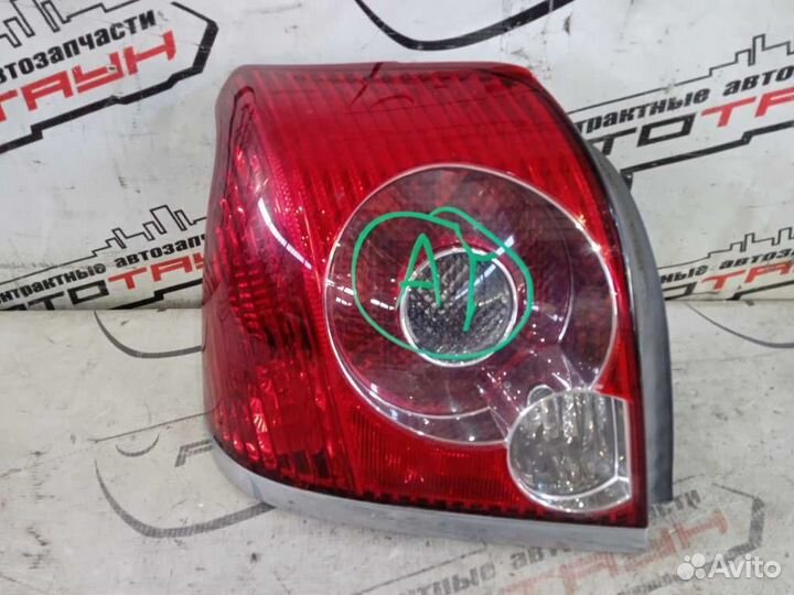 Фонарь toyota avensis AZT250 AZT251 AZT255 35110 0