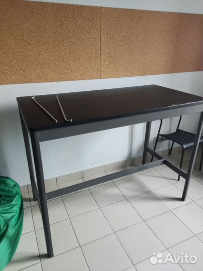 Барный стол