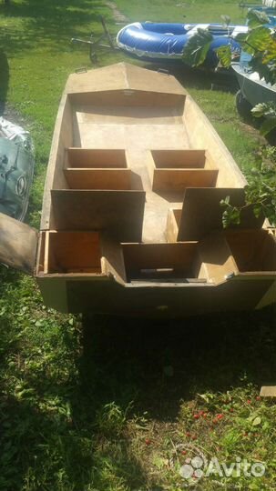 Лодка кайман 350