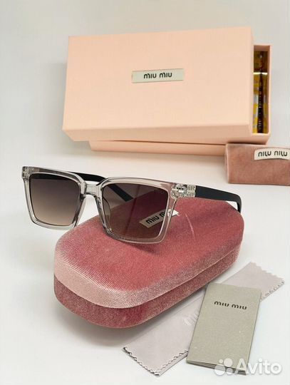 Имиджевые очки miu miu