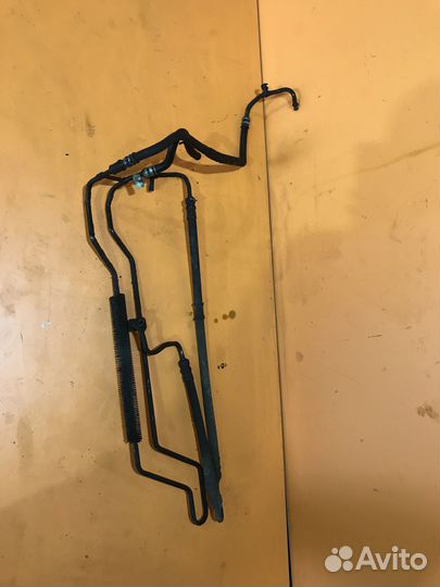 Трубки гидроусилителя на Land Rover Discovery 3