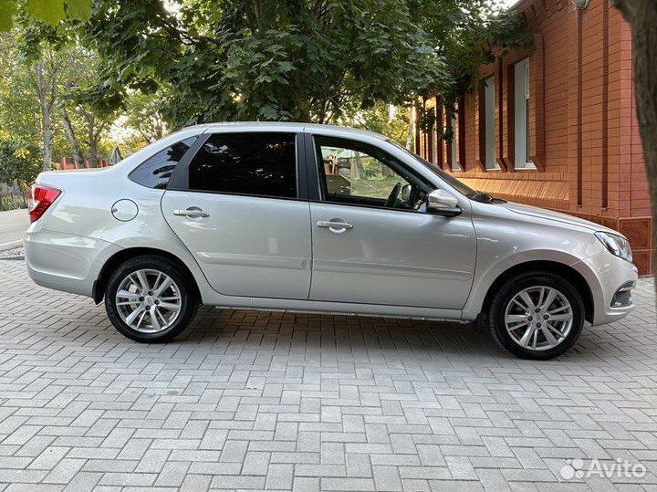 LADA Granta 1.6 МТ, 2022, 17 000 км