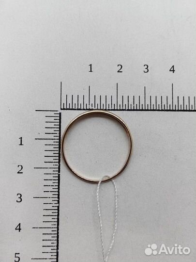 Кольцо с синтетическим камнем Золото