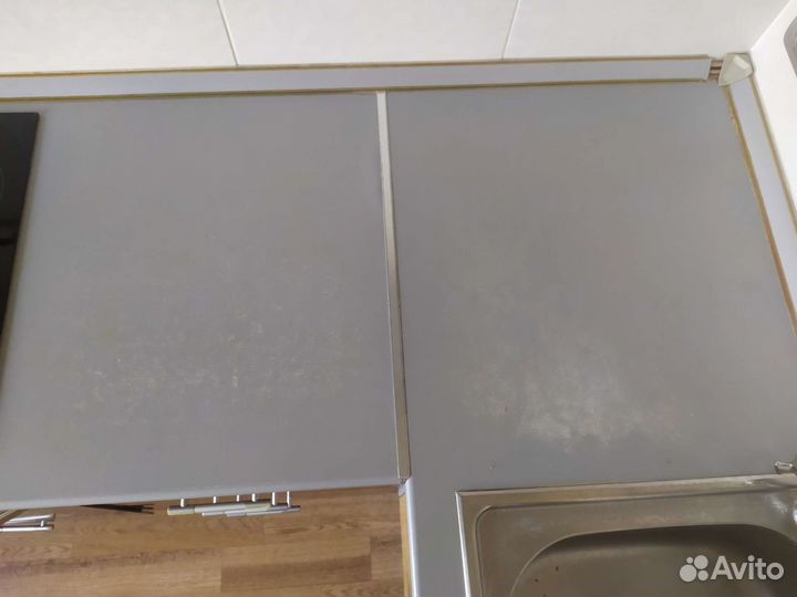 Продам кухню