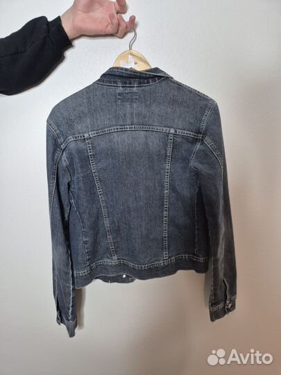 Джинсовая куртка