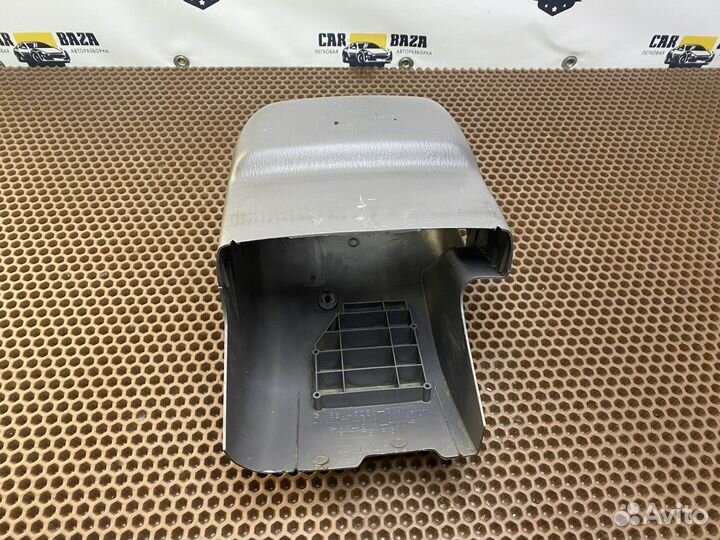 Кожух рулевой колонки Toyota Crown