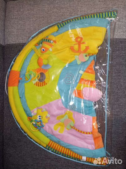 Развивающий коврик