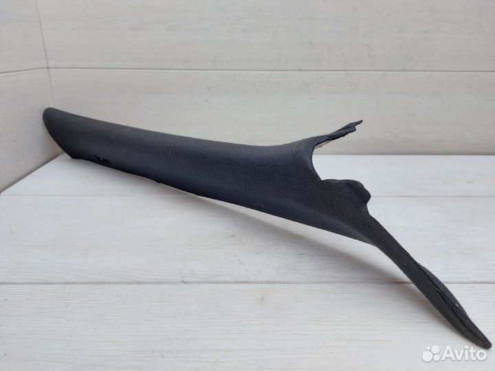 Накладка стойки лобового стекла передняя правая