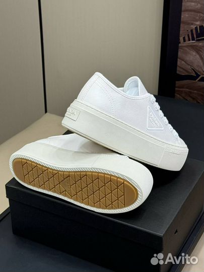 Prada кеды женские