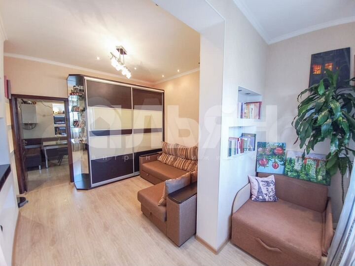 3-к. квартира, 70 м², 1/1 эт.
