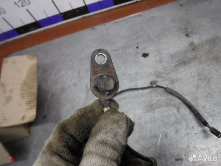 Датчик abs передний левый Hyundai Solaris