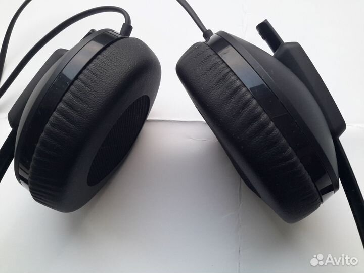 Наушники Sennheiser HD 100