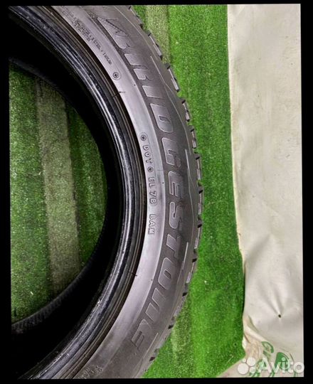 Bridgestone Blizzak DM-V1 275/45 R20