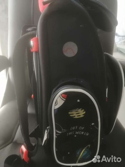 Ранец школьный для мальчика в отличном состояние